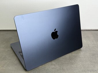 MacBook Air 13'' 2022 / M2 / 16GB / 1TB SSD / Midnight - D - 4