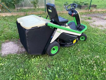Zahradní traktor,profi rider Etesia Bahia - 4