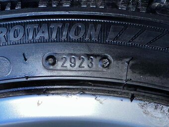 Original ALU kola Audi 18" 8J ET47 + zimní pneu 235/40/R18 - 4
