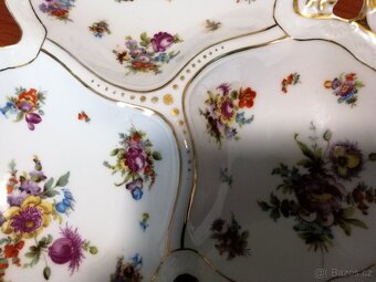 PRODÁM PORCELÁNOVÝ TŘÍLISTÝ KABARET - 4