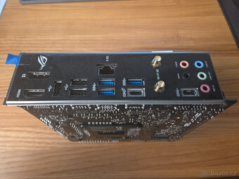 ASUS ROG STRIX B760-I GAMING WIFI + INTEL i5 14500 - 4