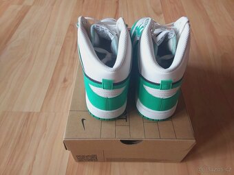 Nike Dunk High Stadium Green - 4