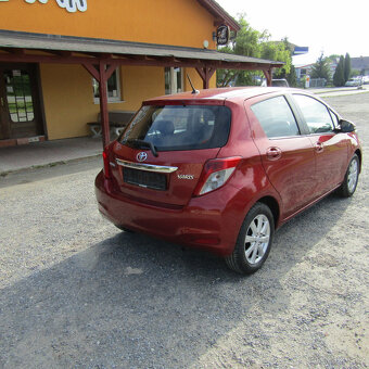 Toyota Yaris, 1,0i 51kw, BENZÍN, 2012, STK 4/2027 - 4