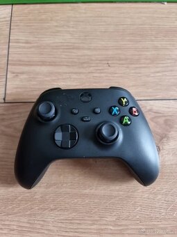 Microsoft Xbox Series x 1TB  s 8 hry - 4