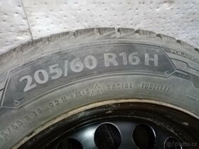 Prodám pneu zimní R 16 - 4
