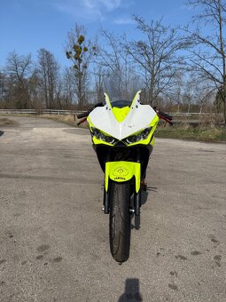 Prodám Yamaha R3 - 4