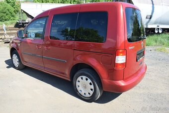 Volkswagen Caddy 1,4 i LIFE PO SERVISU,FAMILY - 4