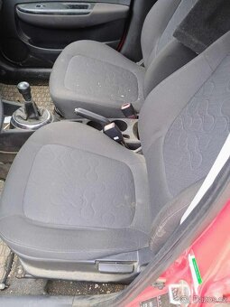 Rozpredam Hyundai I20 1.2 2012 G4LA - 4