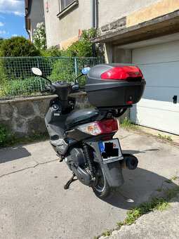 Skútr YAMAHA XC 125 CYGNUS X - 4