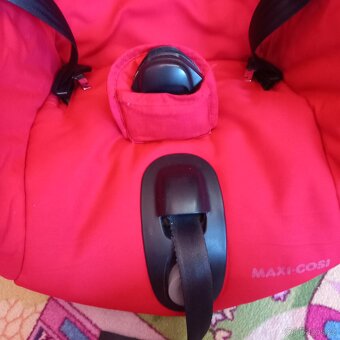 Autosedačka maxi cosi axiss 9-18kg - 4