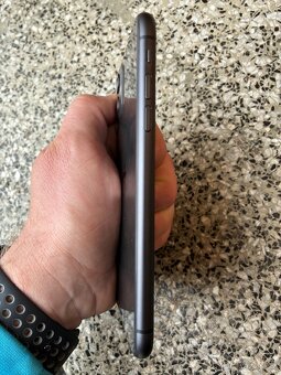 iPhone 11 64gb - 4