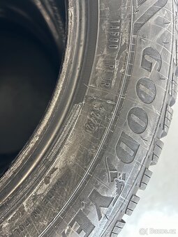 ❄️ Zimní pneumatiky 185/60/15, Goodyear, DOT3222 - 4