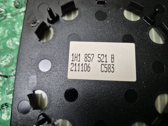 levé sklo zrcátka rovné vyhřívané, elektricky nastavitelné V - 4