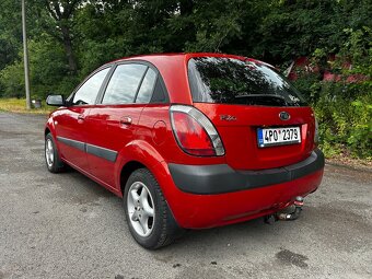 Kia Rio 1,4i 16V 71kW, 56969 km, 1 majitel nové ČR - 4