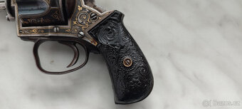 Revolver Continental Bull Dog .45 - M.A. Bascaran - 4