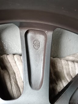 1x originál Toyota al 18" Toyota RAV4, Camry, Auris, Coroll - 4