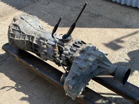 Nissan Pick-up / Navara D22 Převodovka a rozvodovka 2.5TD - 4