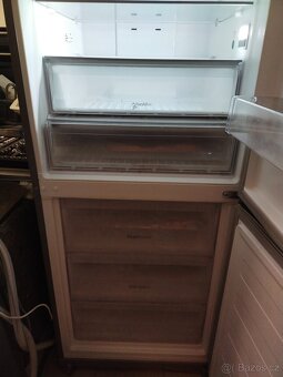 Prodám VELKOU plne funkční lednici zn. WHIRLPOOL-DOVEZU----- - 4