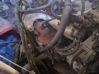Kompletní motor s převodovkou 1.6 CRDi D4FB 94KW - 4