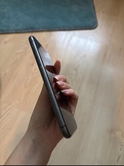 iPhone 11 129GB - 4