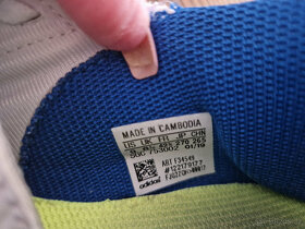 Kopačky na umělku Adidas, vel.42 2/3 - 4