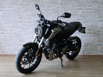 Honda CB125R LeoVince, nové pneu - 4