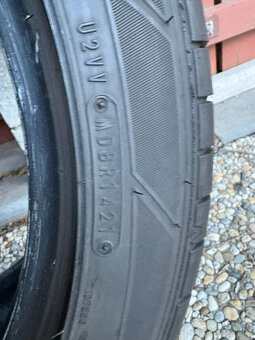 Letní Dunlop 235/45 R18 - 4