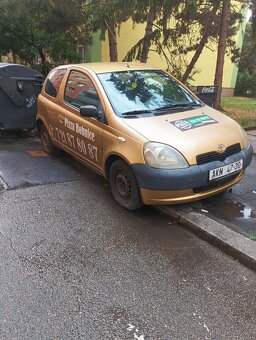 Toyota Yaris - 4