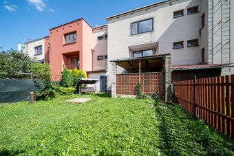 RD 4+1, ul. Pivovarská, Jarošov, UH, pozemek 221m2 - 4