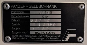 Zánovní trezor zn, Sistec + 4x vnitřní schránka - 4
