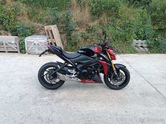 Suzuki GSX-S 1000 - 4