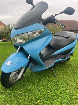 Suzuki Burgman 200 - 4
