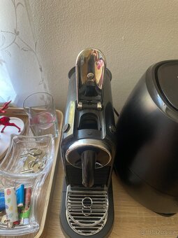 Kavovar na kapsle Delonghi - 4