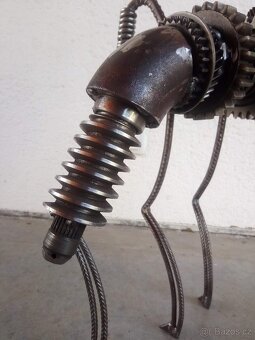 Kovová socha - Komár (prodej/pronájem) - 4