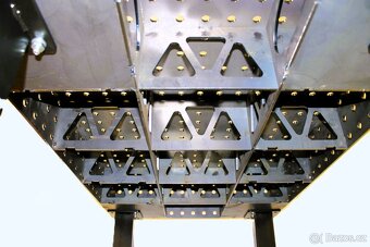 Svářecí stůl 3D 1250x750 mm - 4