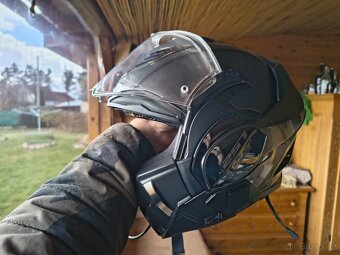 Překlápěcí helma Ls2 - 4