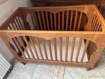 Dřevěná postýlka - 4