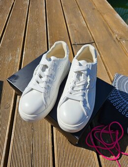 Pinko sneakers vel.36, 40 a 41 nové - 4