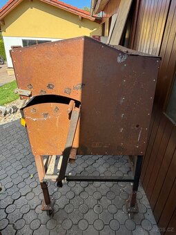 Gril - 4