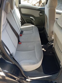 Citroen C3 1.4i 54 kW exclusive - 4