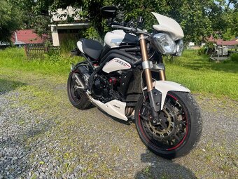 Triumph speed triple 1050 - 4