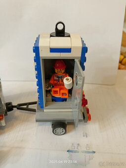LEGO® City 60073 Technický vůz TOI TOI - s návodem - 4