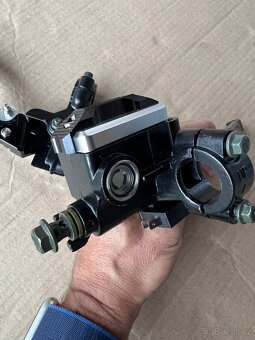 Stavitelné páčky na řídítka motocyklu slitina Al/Mg - 4