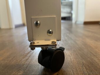 Přebalovací pult IKEA - 4