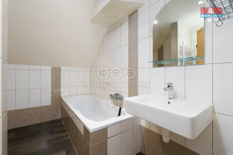 Prodej bytu 4+kk, 98 m², Karlovy Vary, ul. Kostelní, St.Role - 4