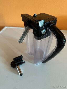 MLÉKOVKA DELONGHI + PARNÍ TRYSKA DELONGHI - 4