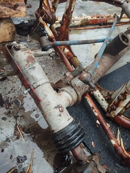 Motor, náprava Zetor 3011 - 4