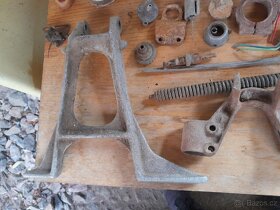 Díly Jawa speciál pérák kývačka atd - 4