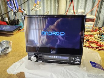 Vyjížděcí autorádio + kamera + carplay android 2gb ram 32hdd - 4
