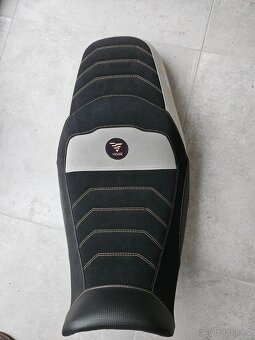 Upravy moto sedadiel na mieru - 4